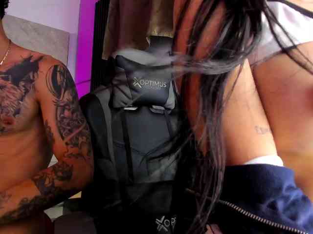 khloeandjhonas webcam