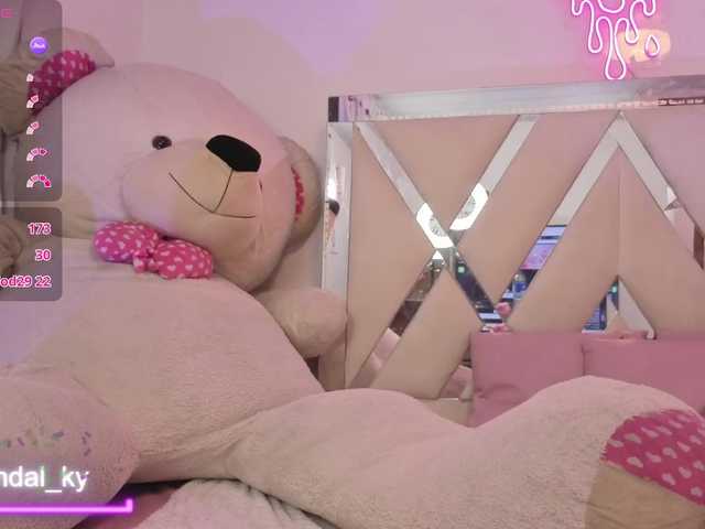 KENNDAL-TAY's BongaCams show and profile