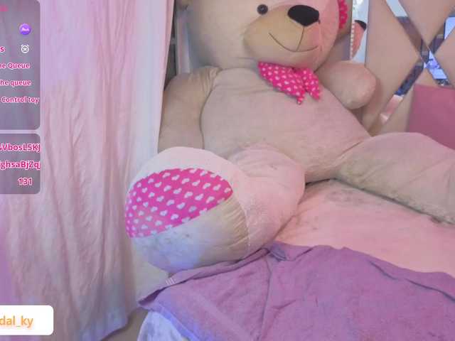 KENNDAL-TAY's BongaCams show and profile