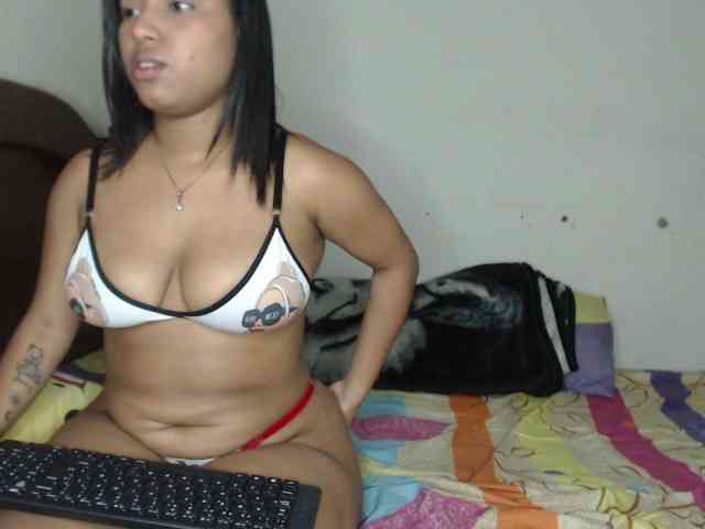 naomi-west webcam