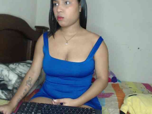 naomi-west webcam