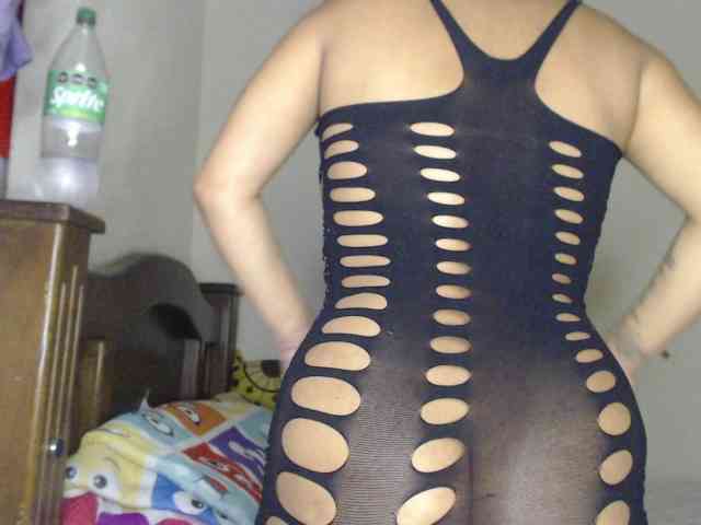 naomi-west webcam