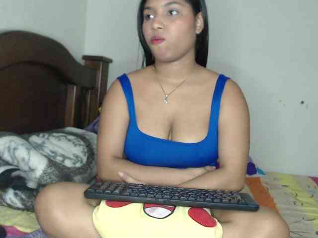 naomi-west webcam