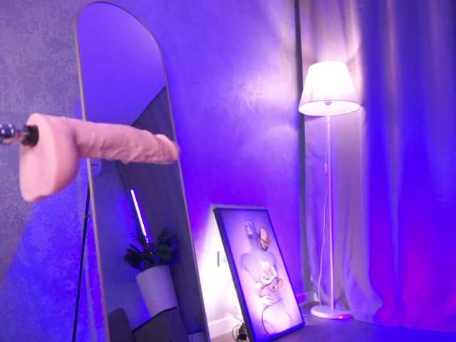 MerandaBlosom's BongaCams show and profile