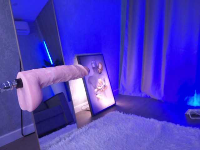 MerandaBlosom's BongaCams show and profile