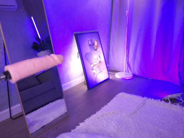 MerandaBlosom's BongaCams show and profile