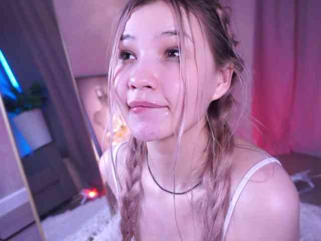 MerandaBlosom webcam