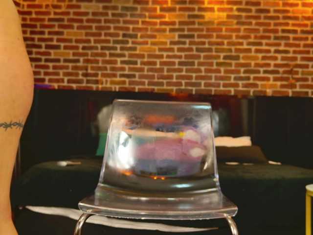 Sex chat gratuit in direct cu Megansin pe BongaCams