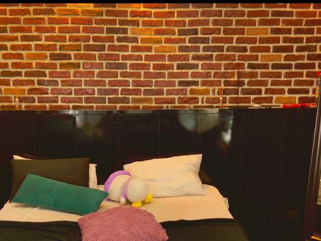 Megansin's BongaCams show and profile