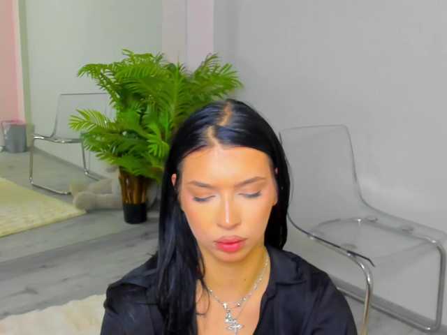 Megansin's BongaCams show and profile