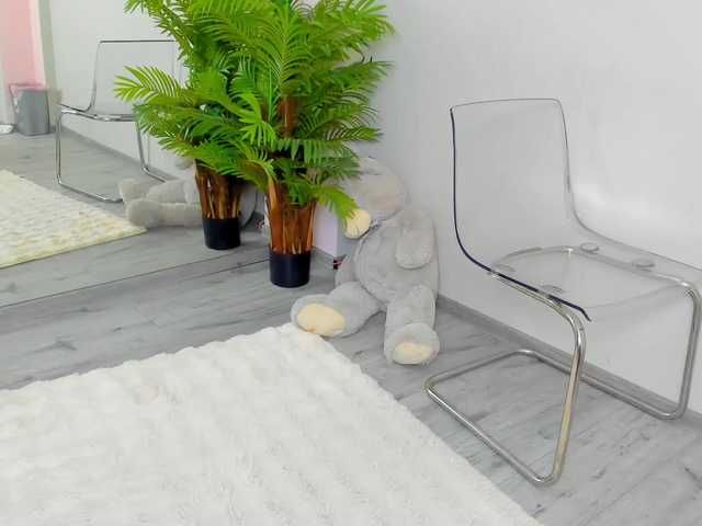 Megansin's BongaCams show and profile