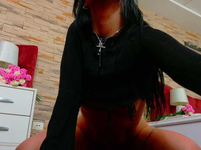 Megansin's BongaCams show and profile