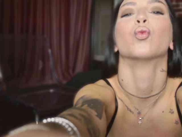 Megansin webcam