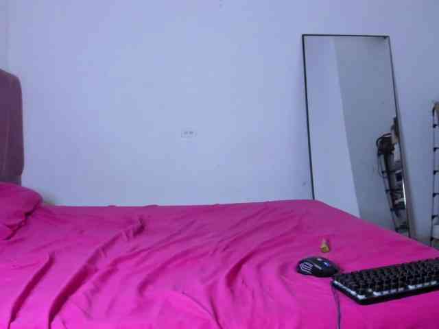 Princess-Allisso... Live Webcam on BongaCams