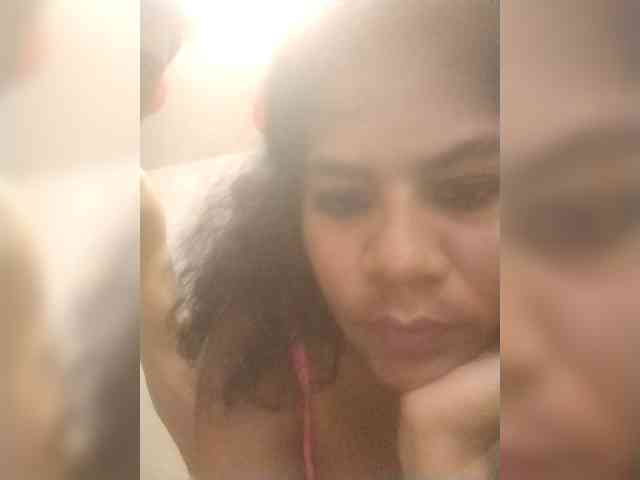 Elpintoypaola webcam