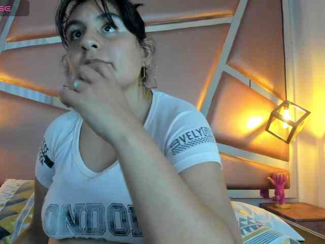 NATHALYMILLER-VC webcam