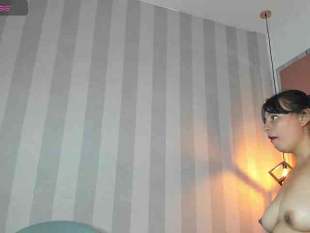 NATHALYMILLER-VC webcam