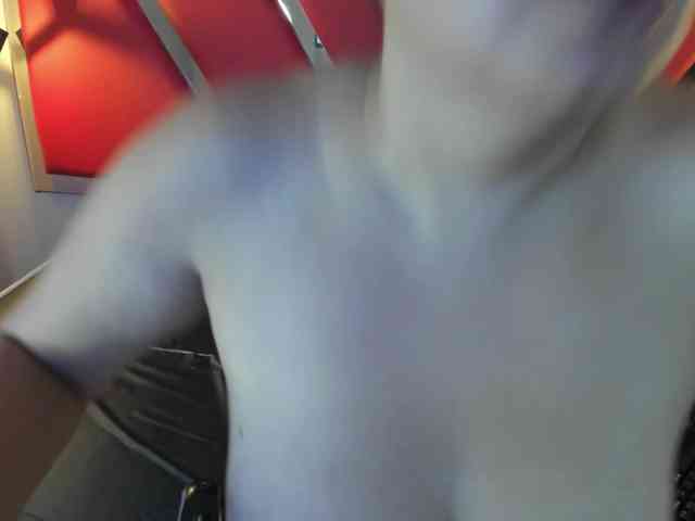 NATHALYMILLER-VC webcam