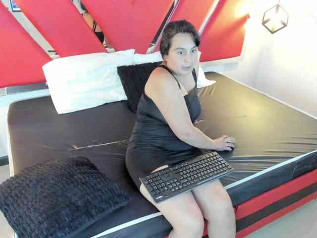 NATHALYMILLER-VC webcam