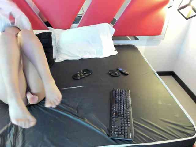 NATHALYMILLER-VC webcam