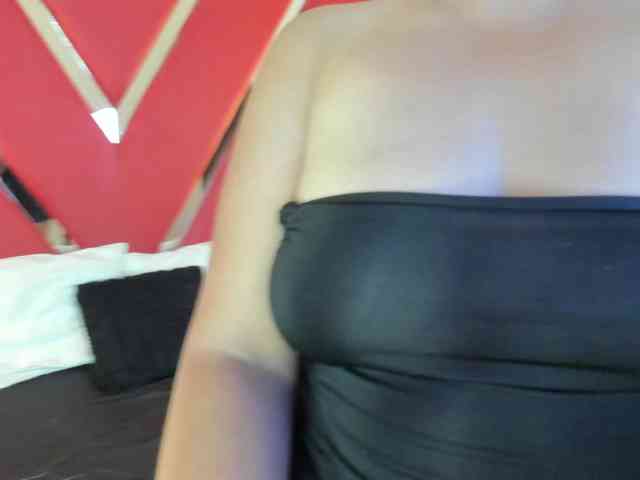 NATHALYMILLER-VC webcam