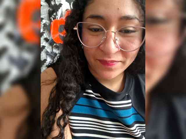 Lexiiee1 webcam