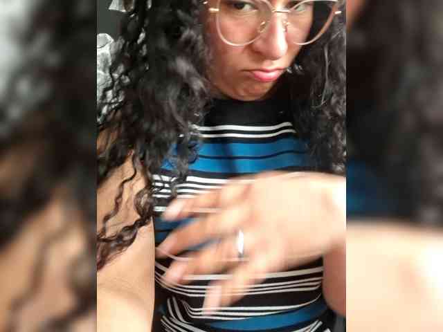Lexiiee1 webcam