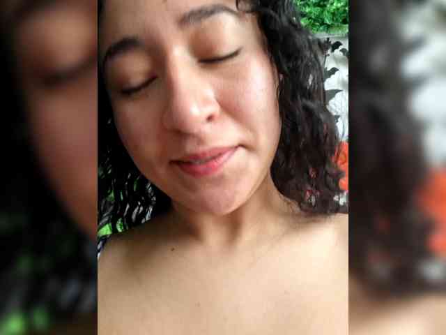 Lexiiee1 webcam