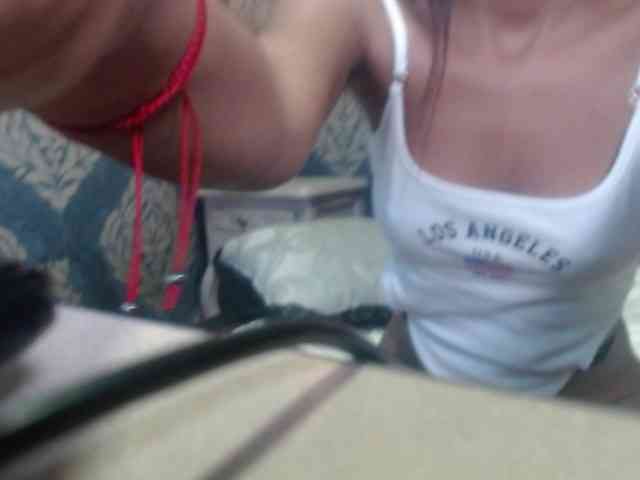 Zoerogers webcam
