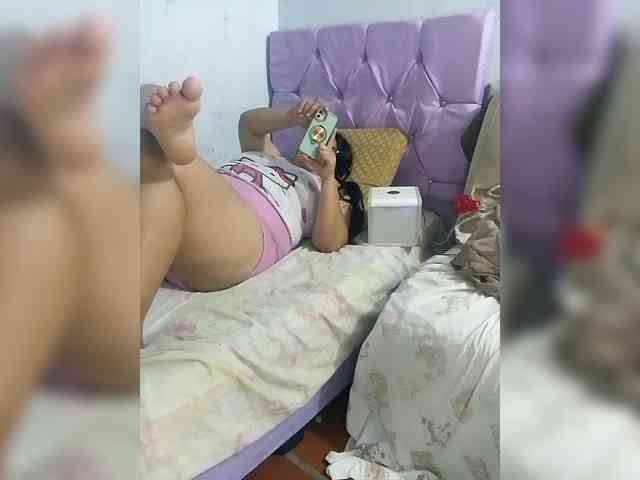 paradice870 Live Webcam on BongaCams