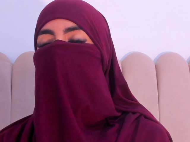 jasmin-hamdan's BongaCams show and profile