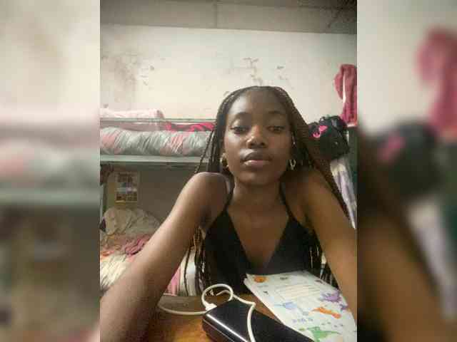 Sweetmary-5 webcam