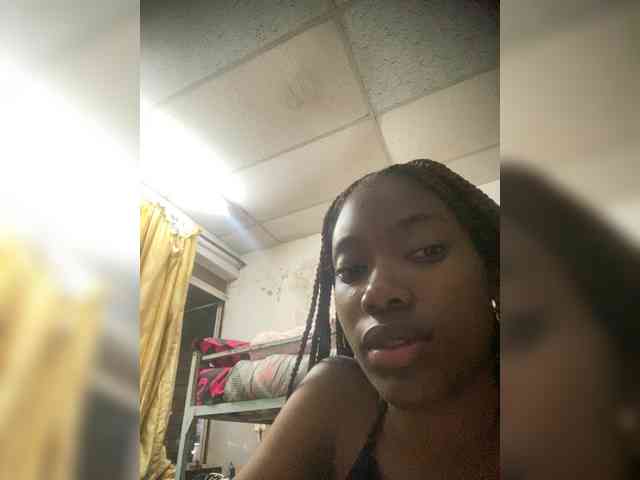 Sweetmary-5 webcam