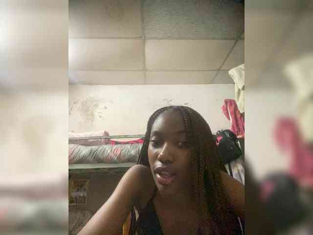 Sweetmary-5 webcam