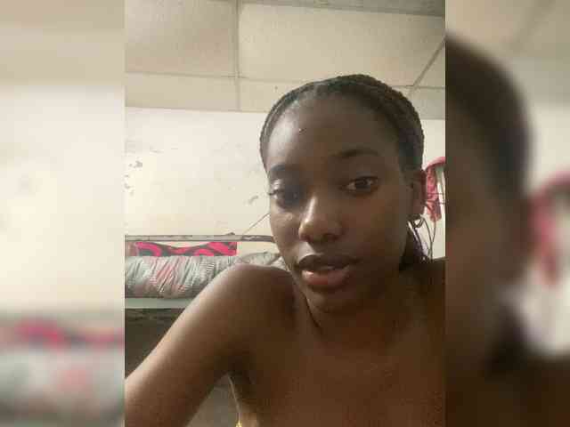 Sweetmary-5 webcam