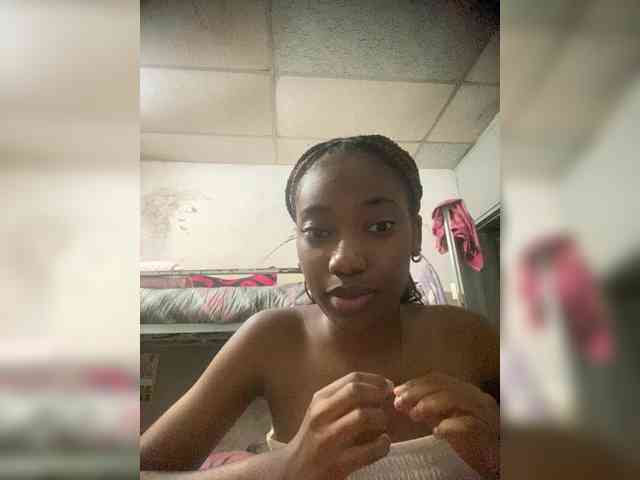 Sweetmary-5 webcam