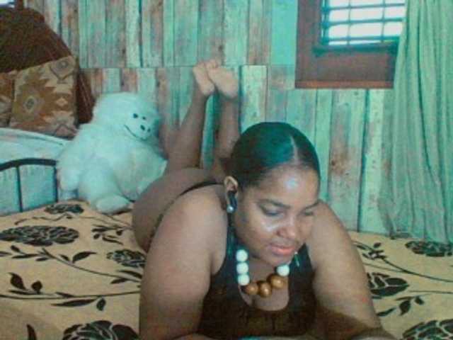 sarahlove16 webcam