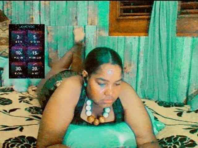 sarahlove16 webcam