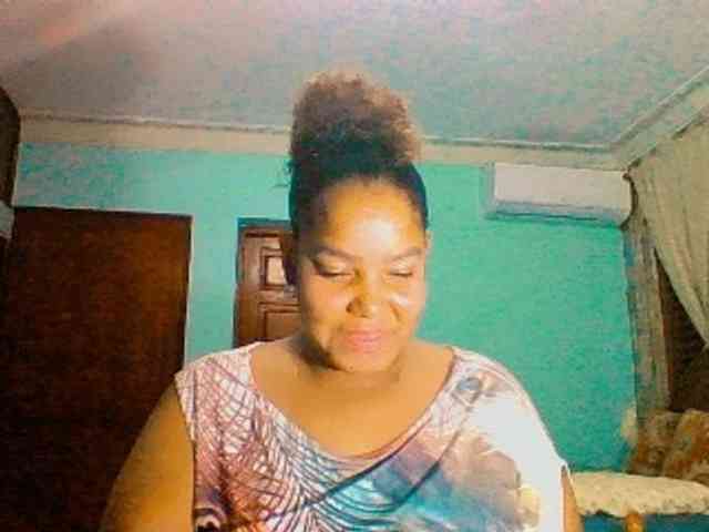 sarahlove16 webcam