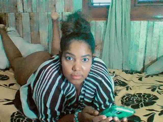 sarahlove16 webcam