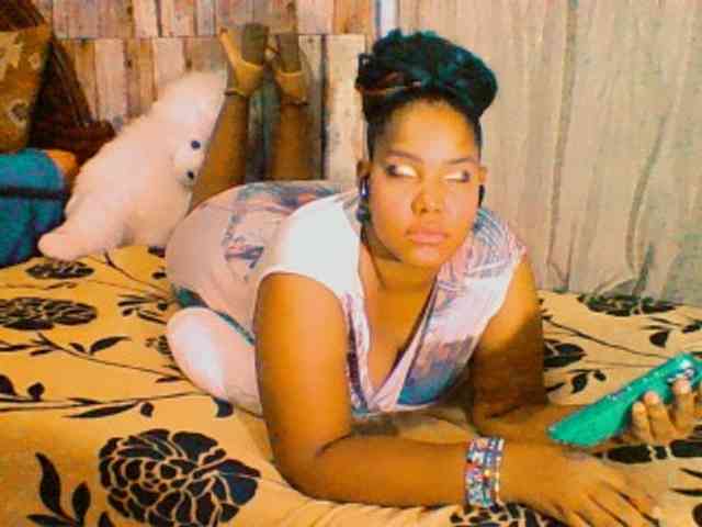 sarahlove16 webcam