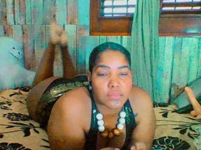 sarahlove16 webcam