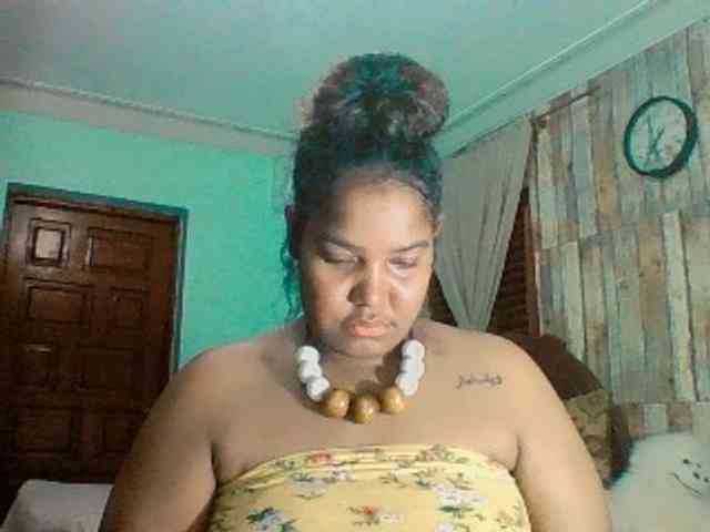 sarahlove16 webcam