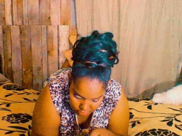 sarahlove16 webcam