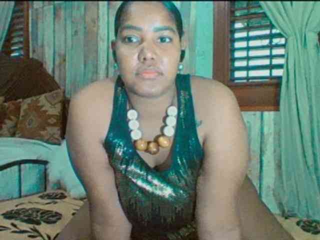 sarahlove16 webcam