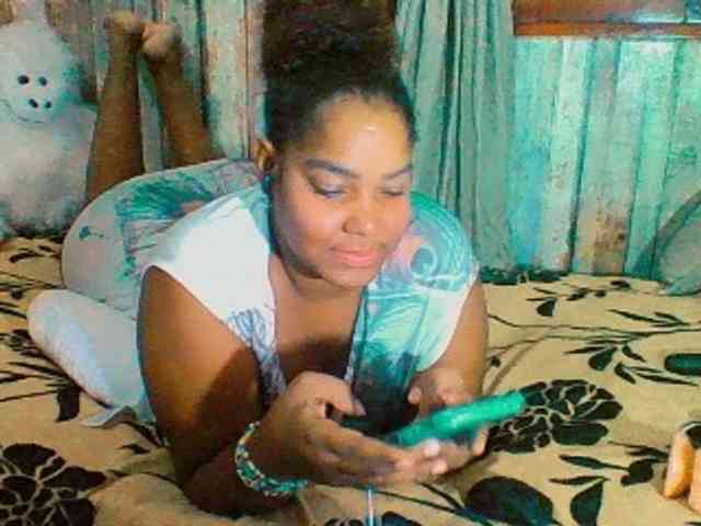 sarahlove16 webcam