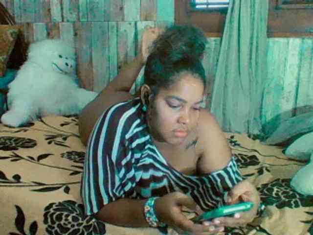 sarahlove16 webcam
