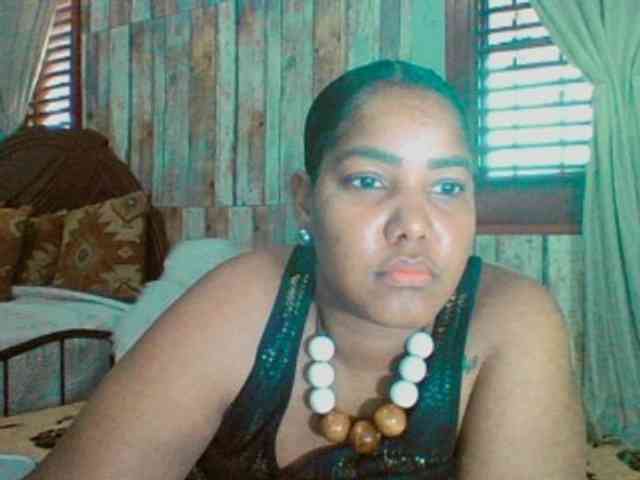 sarahlove16 webcam