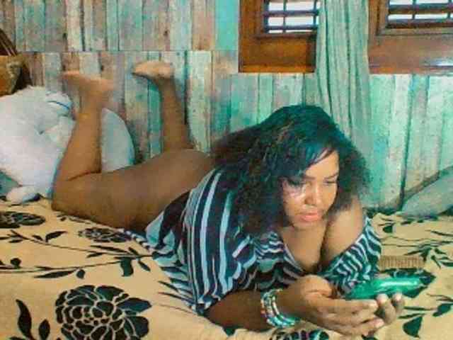 sarahlove16 webcam