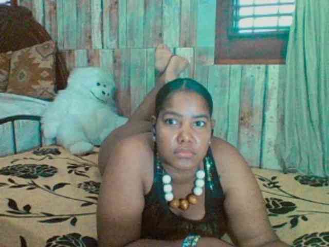 sarahlove16 webcam